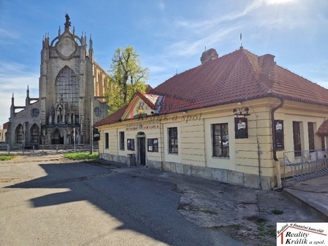 Pronájem zavedené restaurace „Zlatý Lev“ v Kutné Hoře - Sedlci