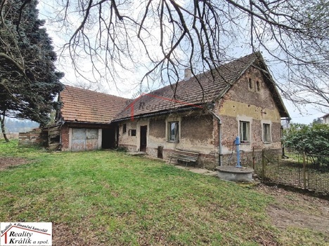 Zděný dům se stodolou, garáží a zahradou v obci Zdeslavice u Kutné Hory